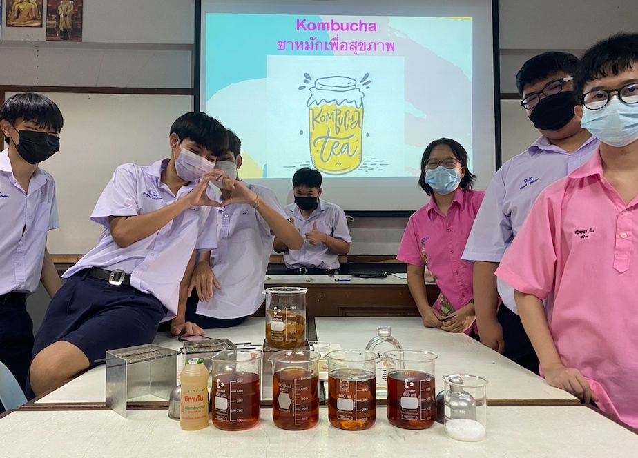 ภาพประกอบไอเดีย ชาหมักคอมบูชา กับกระบวนการสลายสารอาหารระดับเซลล์