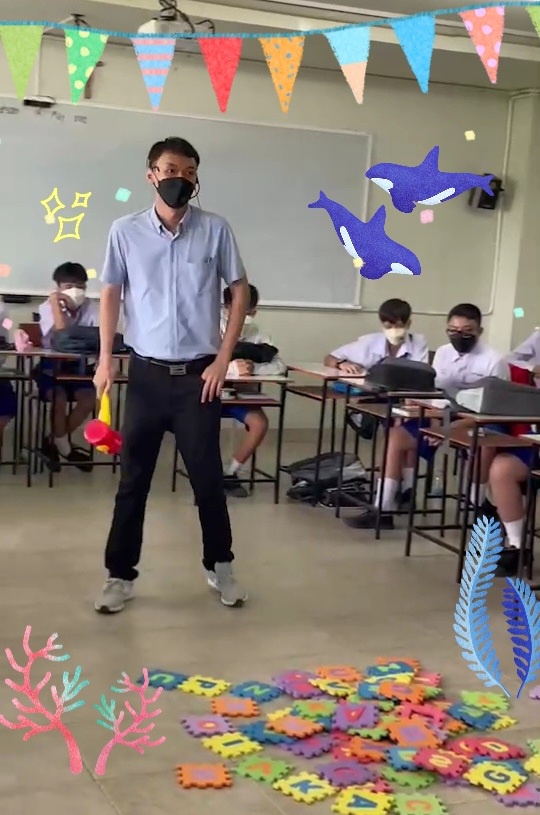 ภาพประกอบไอเดีย เพิ่มสีสันขั้นนำเข้าการสอนด้วยจิ๊กซออักษร