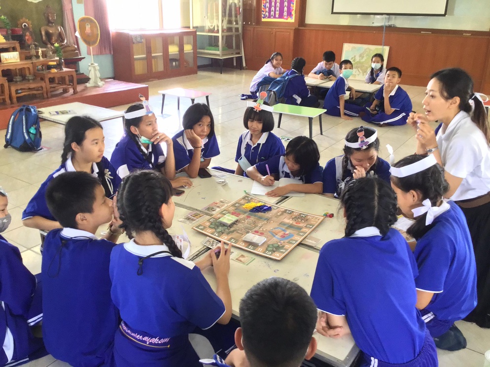 ภาพประกอบไอเดีย บอร์ดเกมเพื่อการศึกษาประวัติศาสตร์สุโขทัย ชั้นม.1