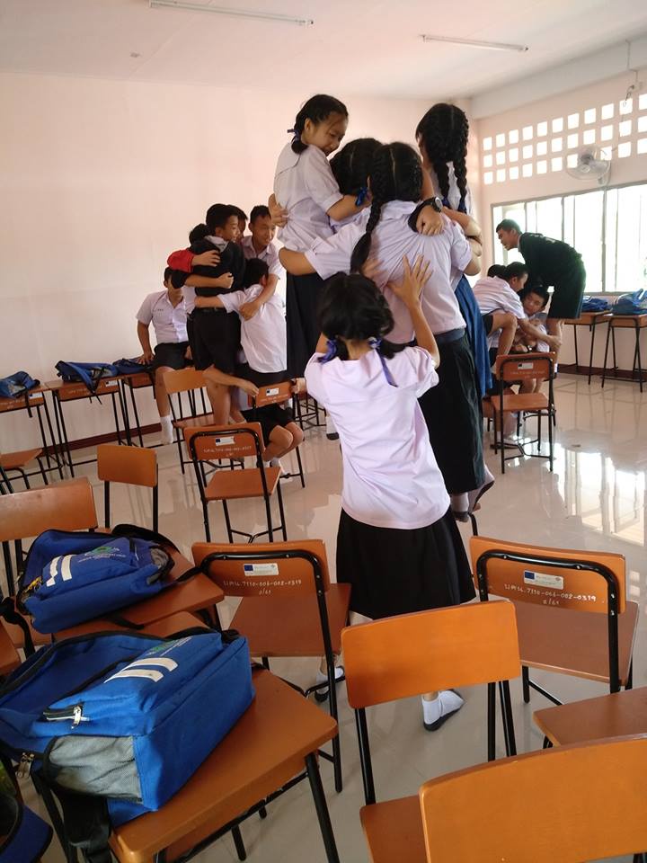 ภาพประกอบไอเดีย เก้าอี้ดนตรีที่ลองเปลี่ยนมุมมอง 