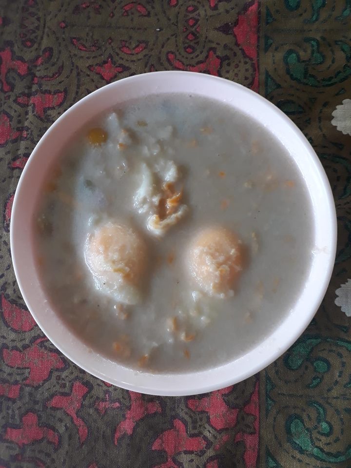 ภาพประกอบไอเดีย บัวลอยไข่หวานจากสีธรรมชาติ